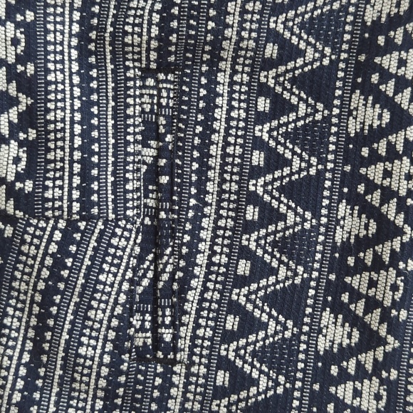 Loft Outlet Geometric Woven Pattern Tribal Shorts 4 Blue White - Picture 7 of 12